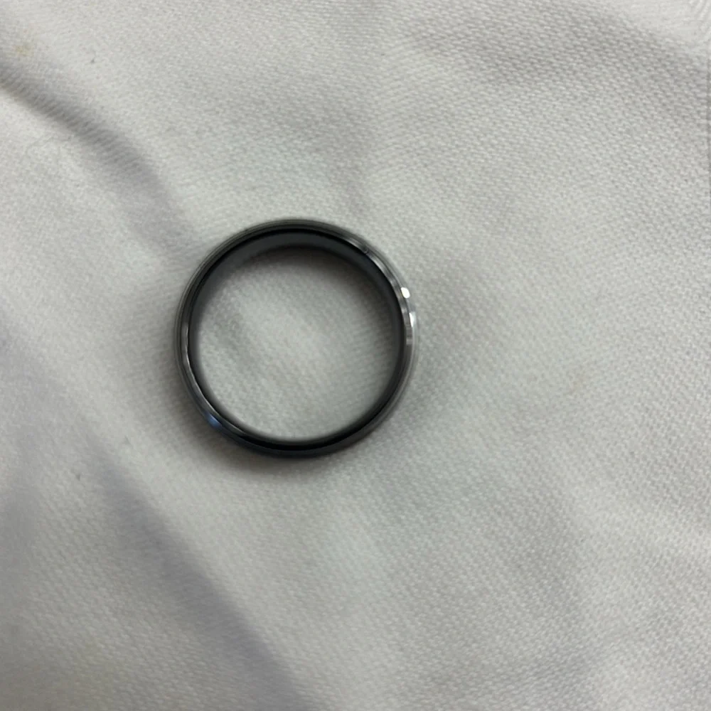 Elegant Black Men's Band - Picture 3 of 4